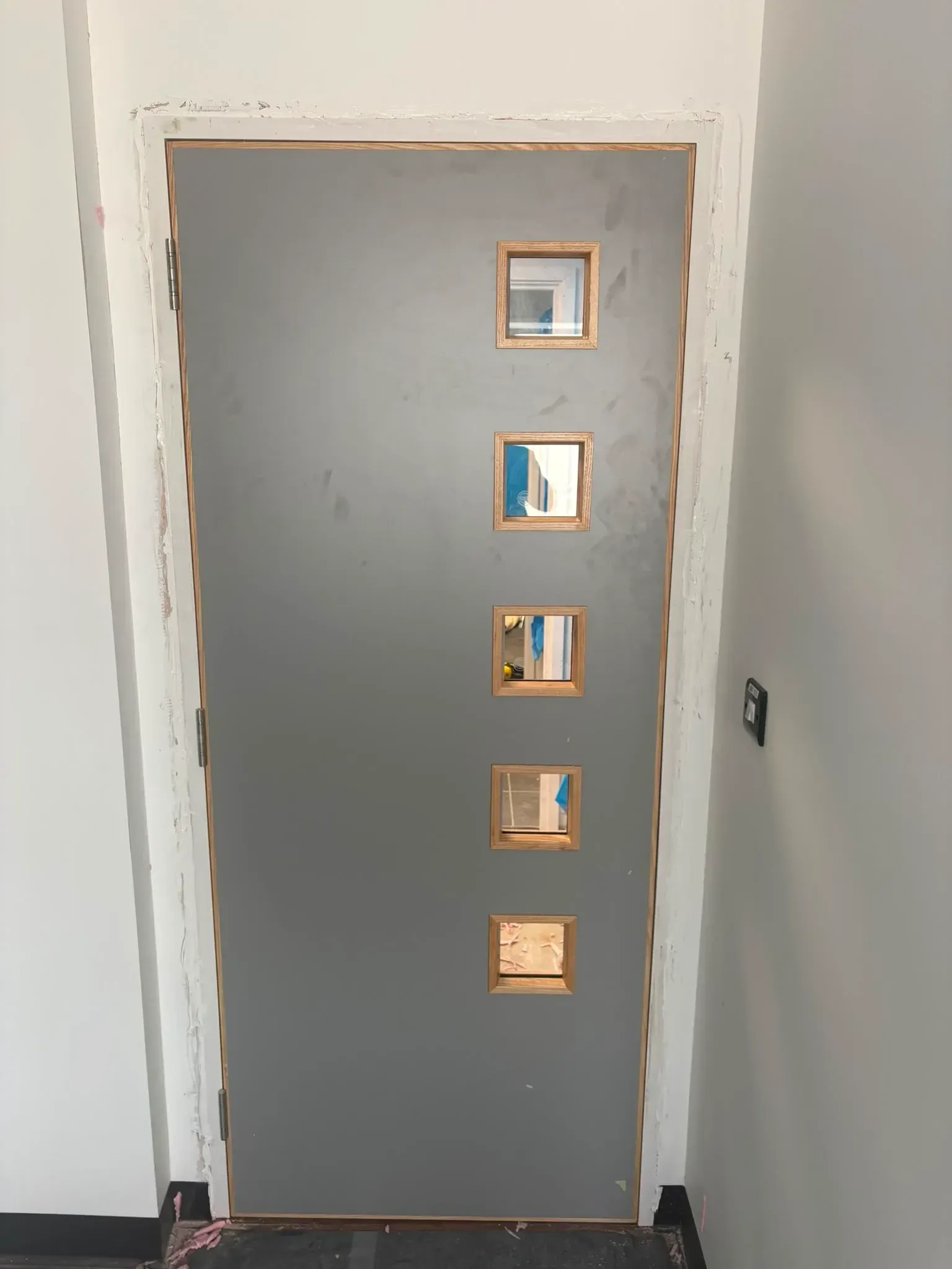 Door set with vision panels